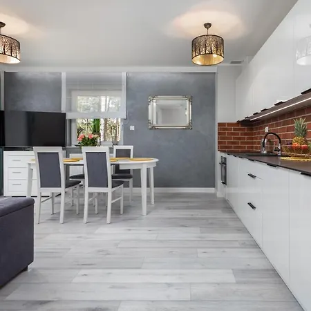 Wczasowa By Renters Apartament